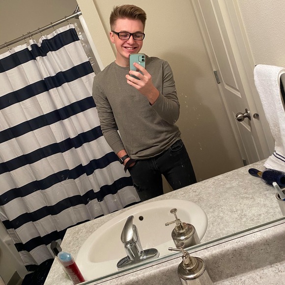 nicholas_thomas